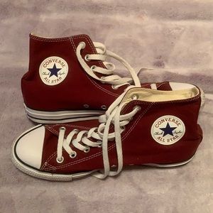Maroon high top converse